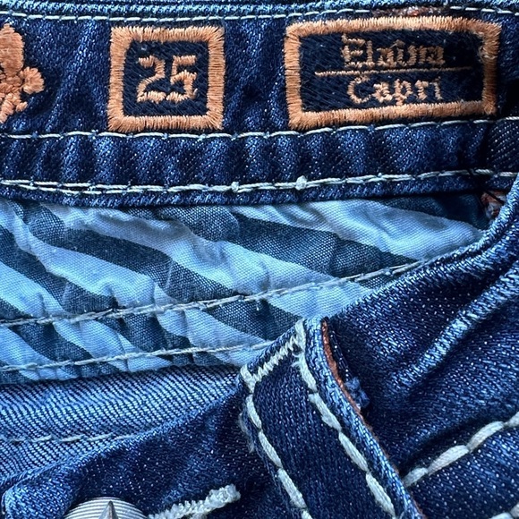 Rock Revival Elaina Frayed Denim Rhinestone Cutoff Shorts Women Size 26 Casual - Picture 4 of 7